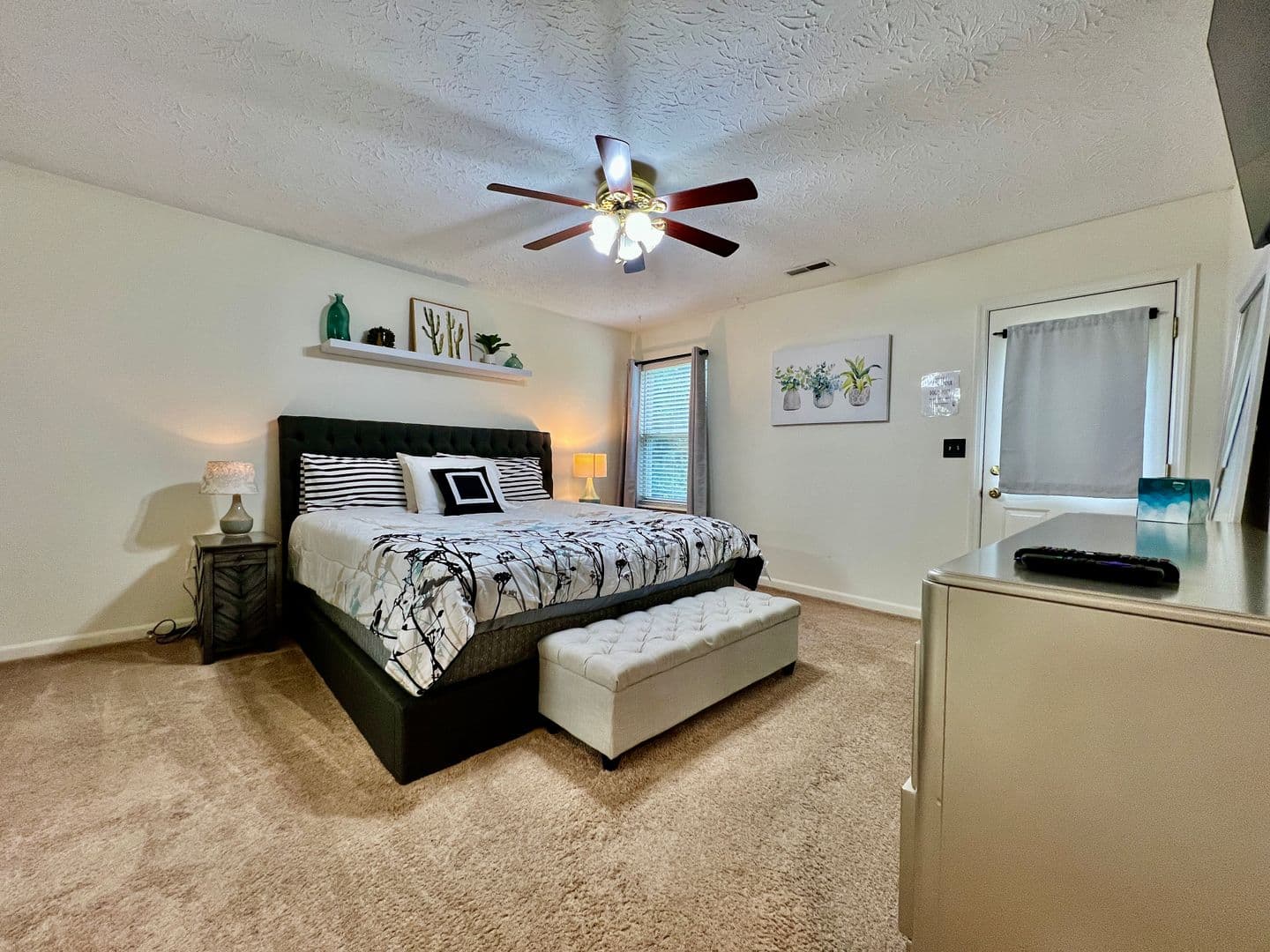 Monroe House: 242 Overbrook Drive