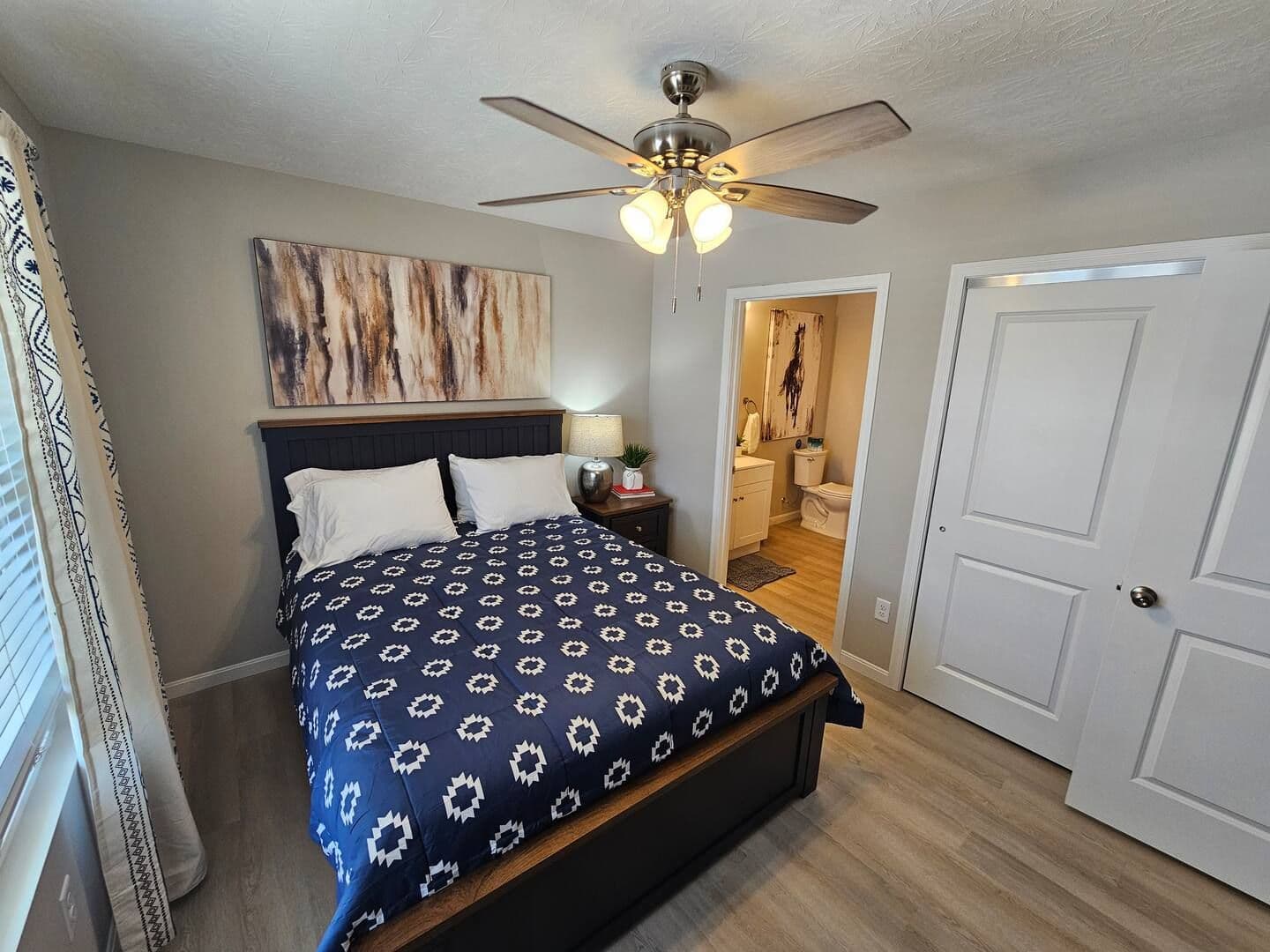 Trenton House: 308 Oak Ave.