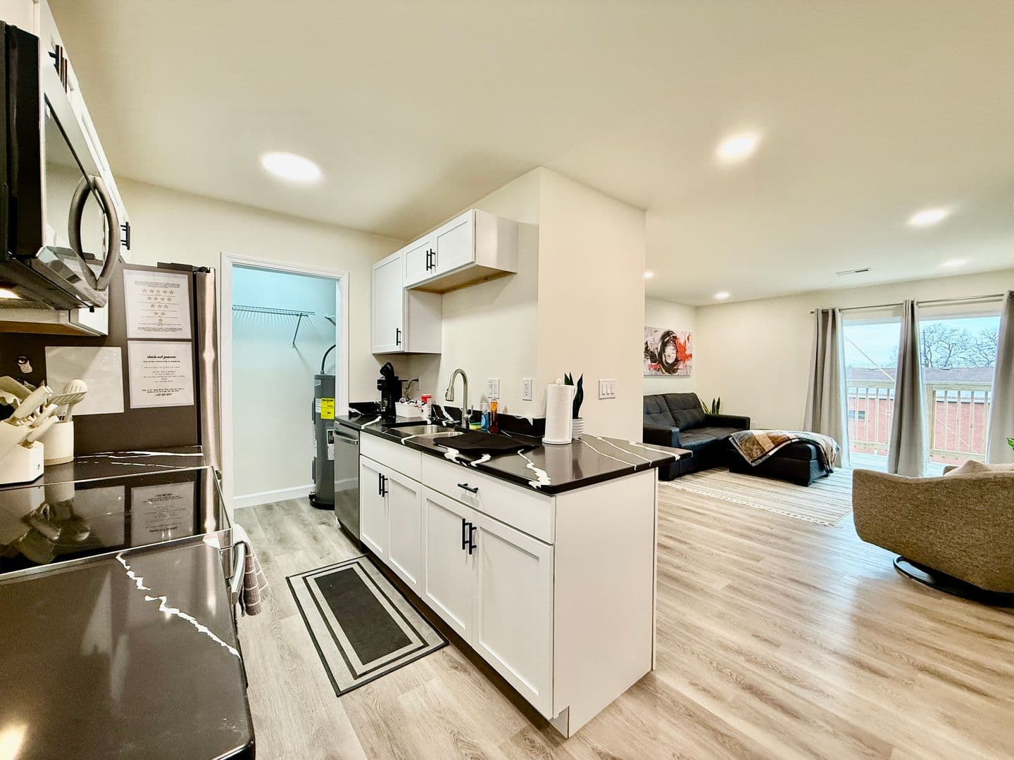 Middletown Apartment: 2000 Pearl Street