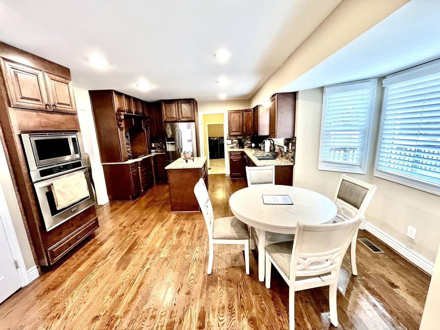 West Chester House: 7184 Gregory Creek Lane