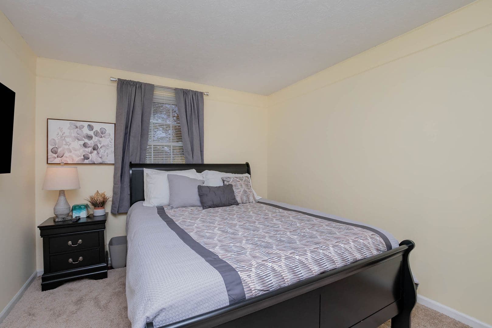 Mason House: 1387 Firethorne Drive