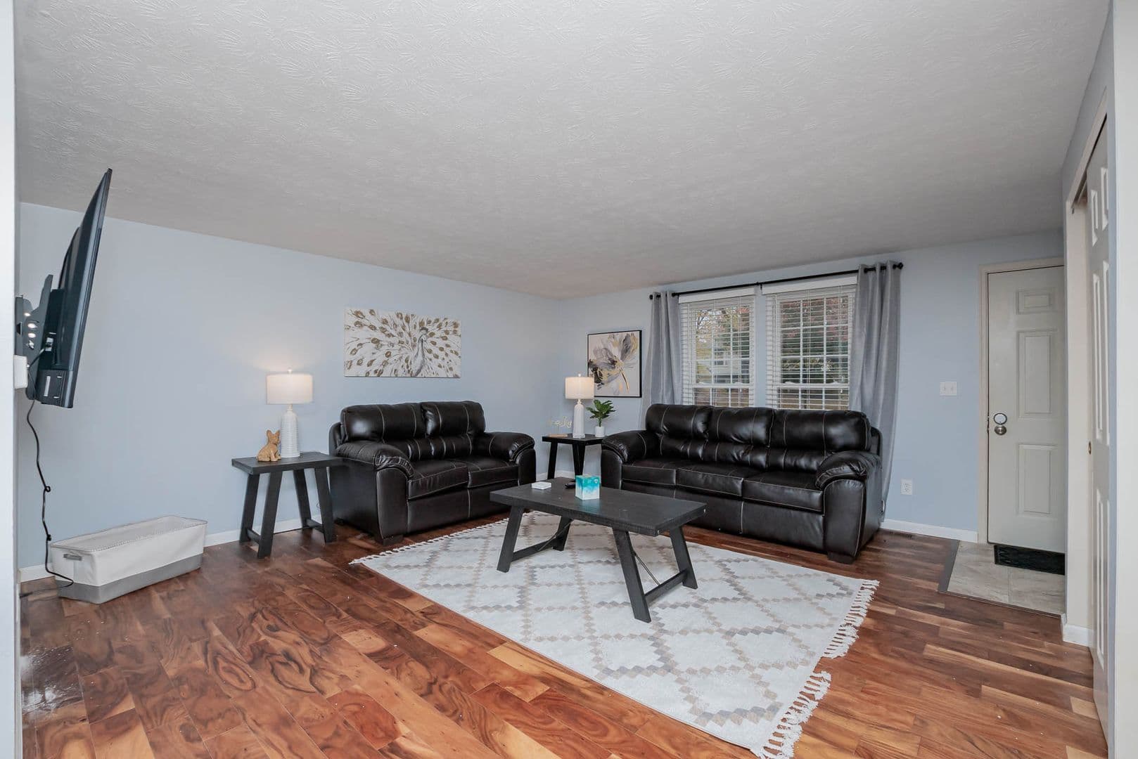 Mason House: 1387 Firethorne Drive