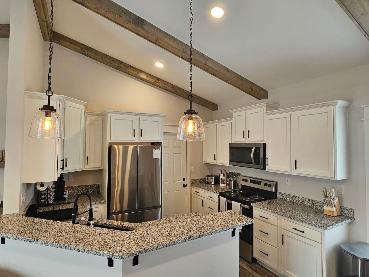 Middletown House: 710 Orchard Street