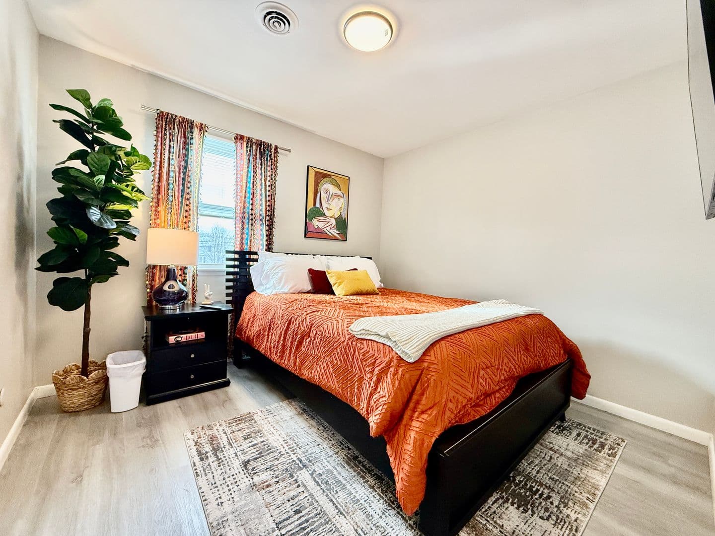 trenton House: Unit 8 - 17 S first Street