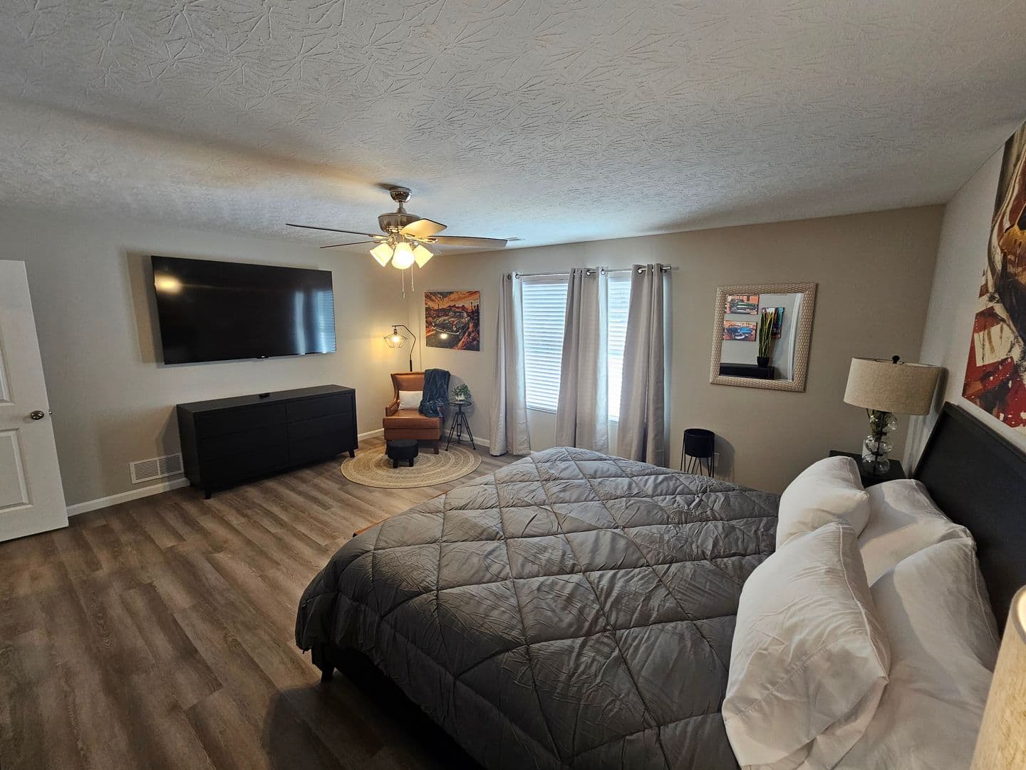 Trenton House: 812 Pierson Road