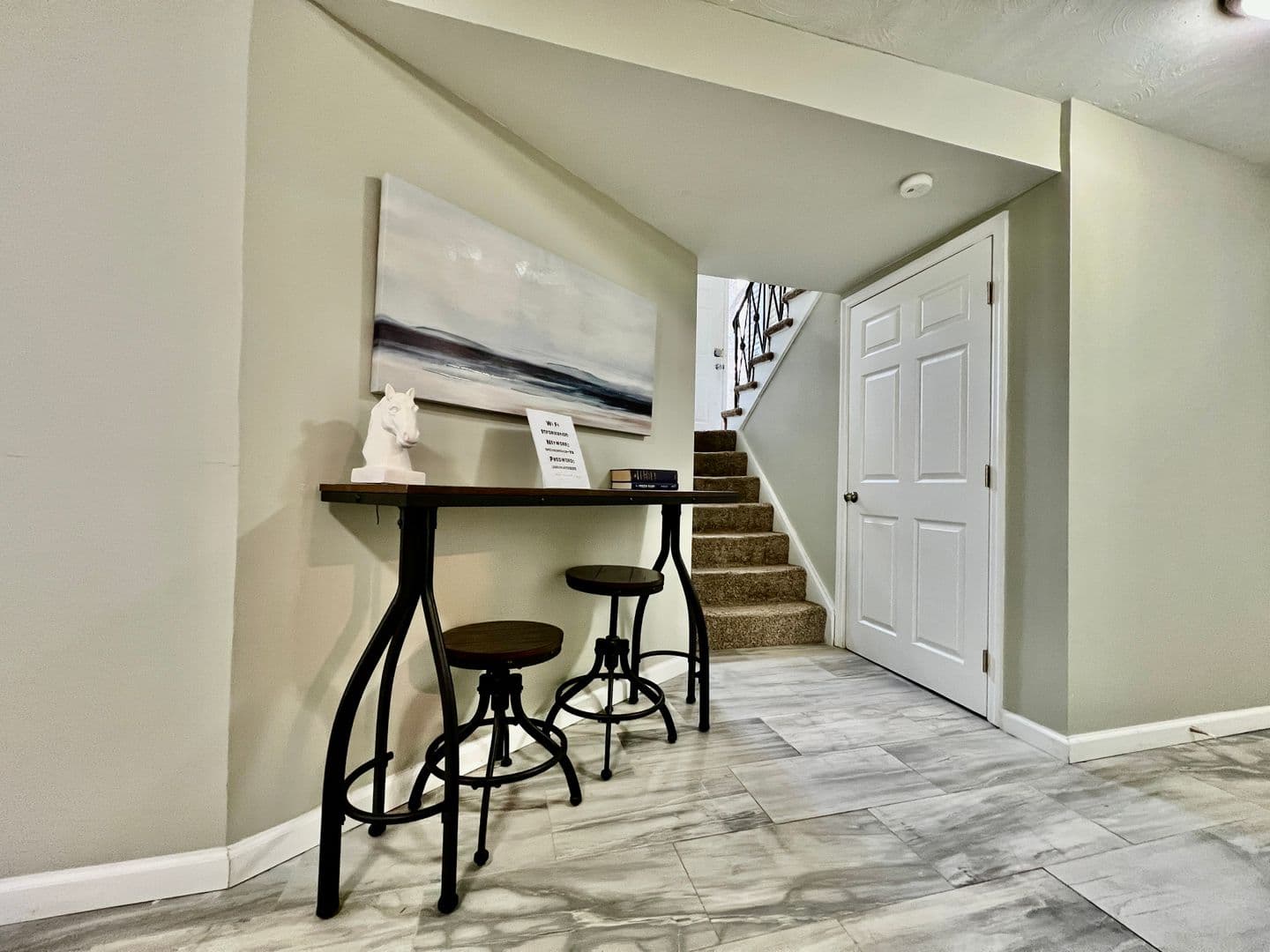 Cincinnati House: 6268 Mullen Road