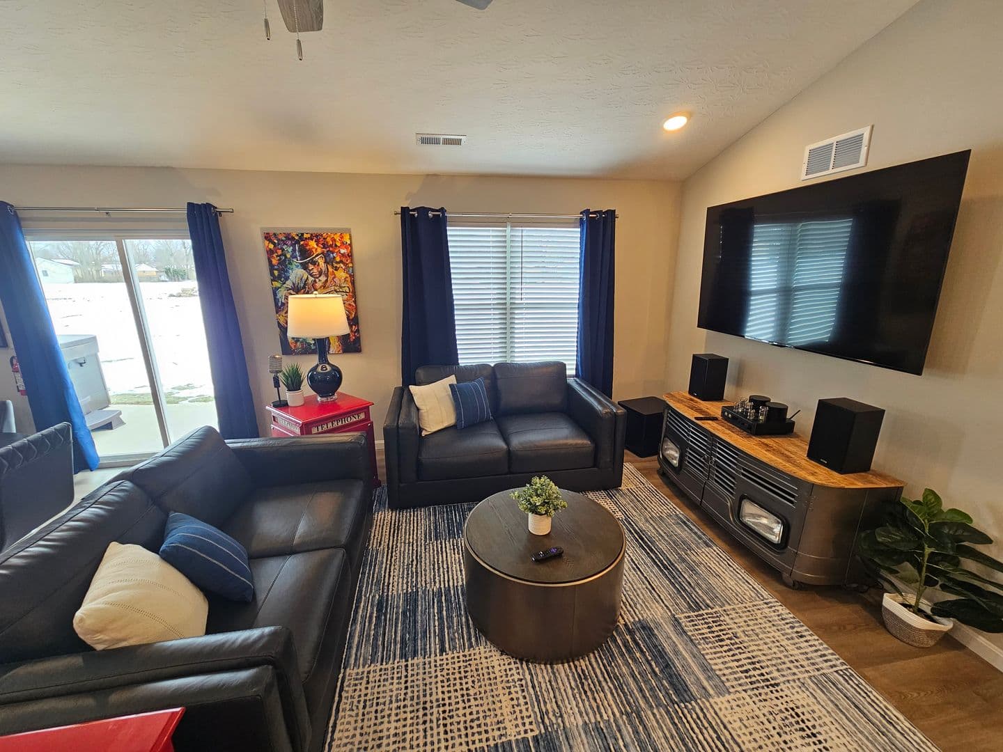 Trenton House: 814 Pierson Road