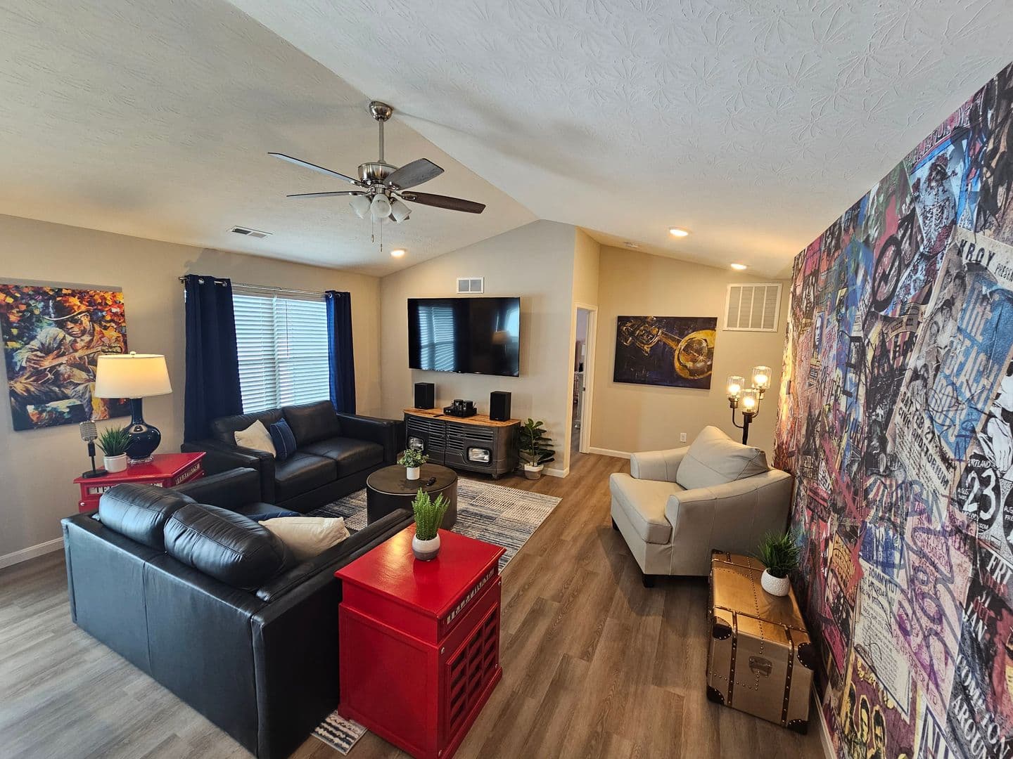 Trenton House: 814 Pierson Road