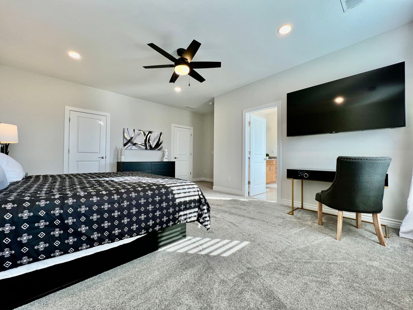 Middletown House: 4827 Granada Ct.