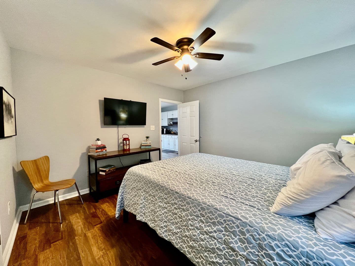 Springboro Apartment: 30 Royal Drive