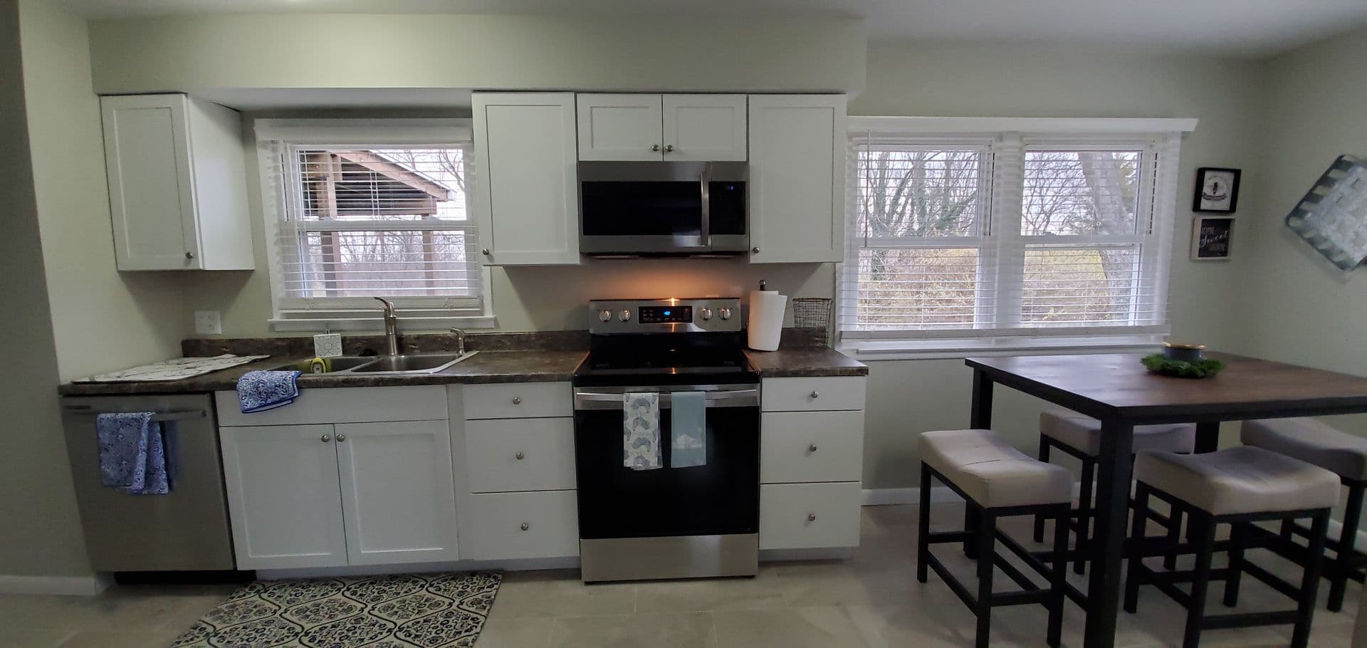 West Chester House: 7316 Dimmick Road