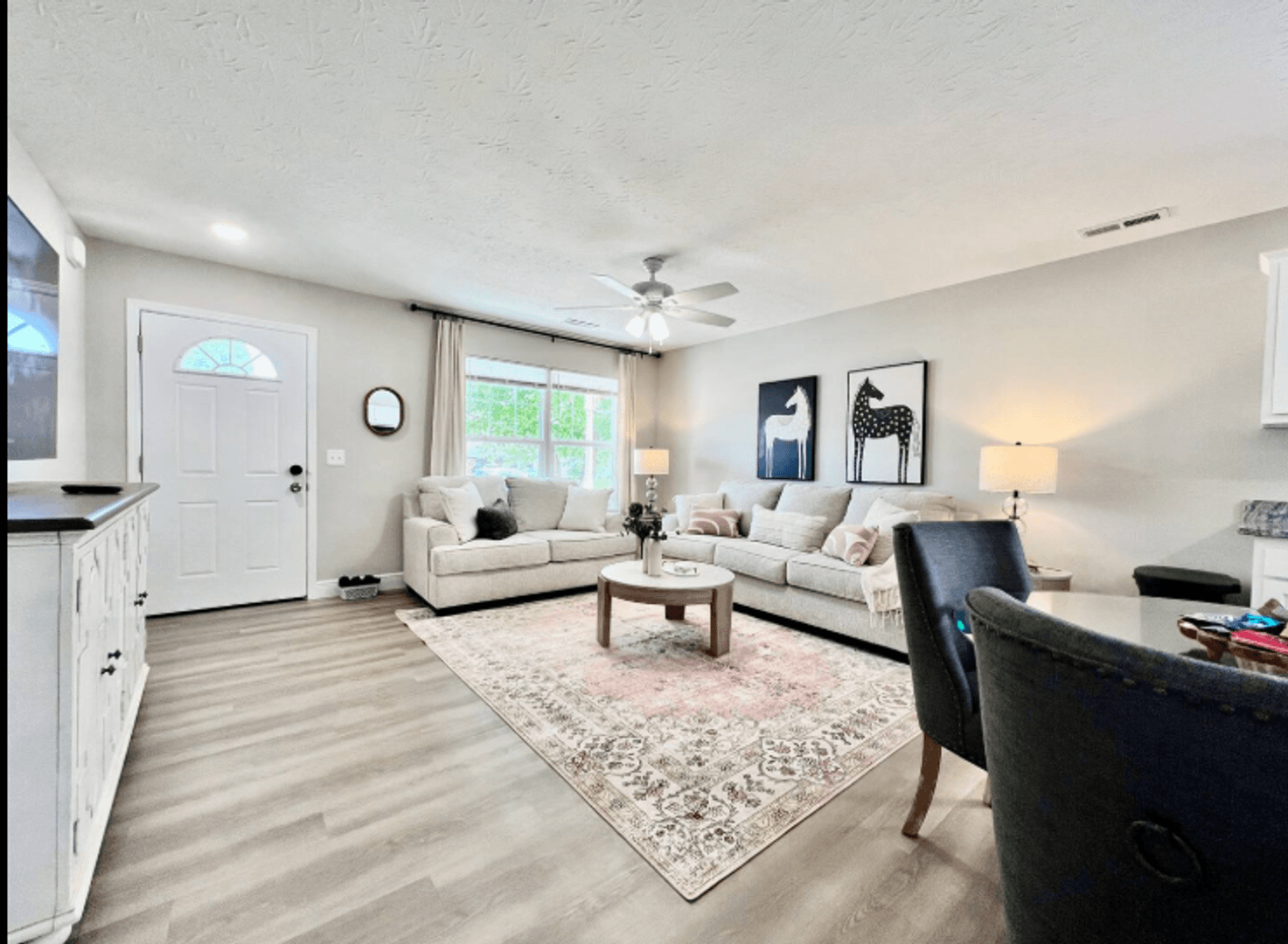 Wilmington House: 121 Southwind Blvd.