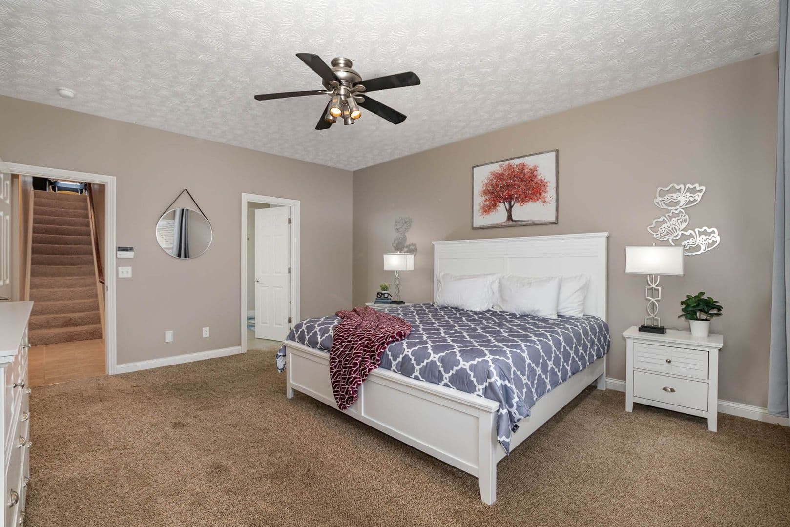 Centerville House: 9287 Maxwells Xing