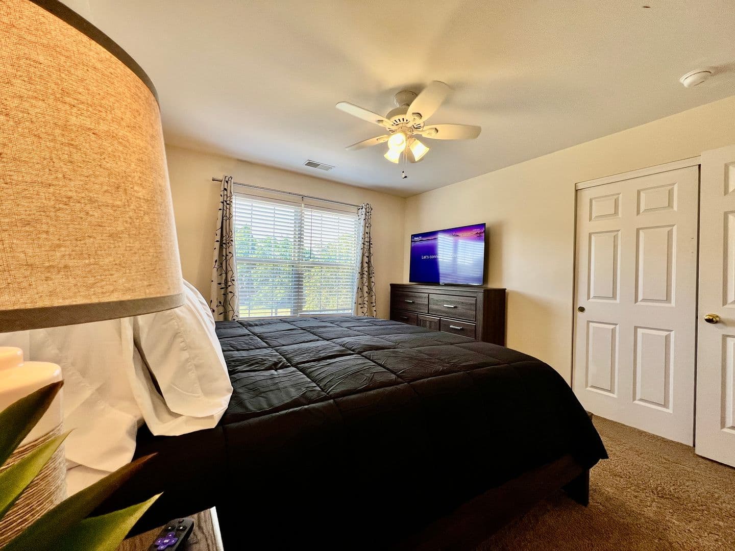 Mason House: 6608 Rosemont Lane