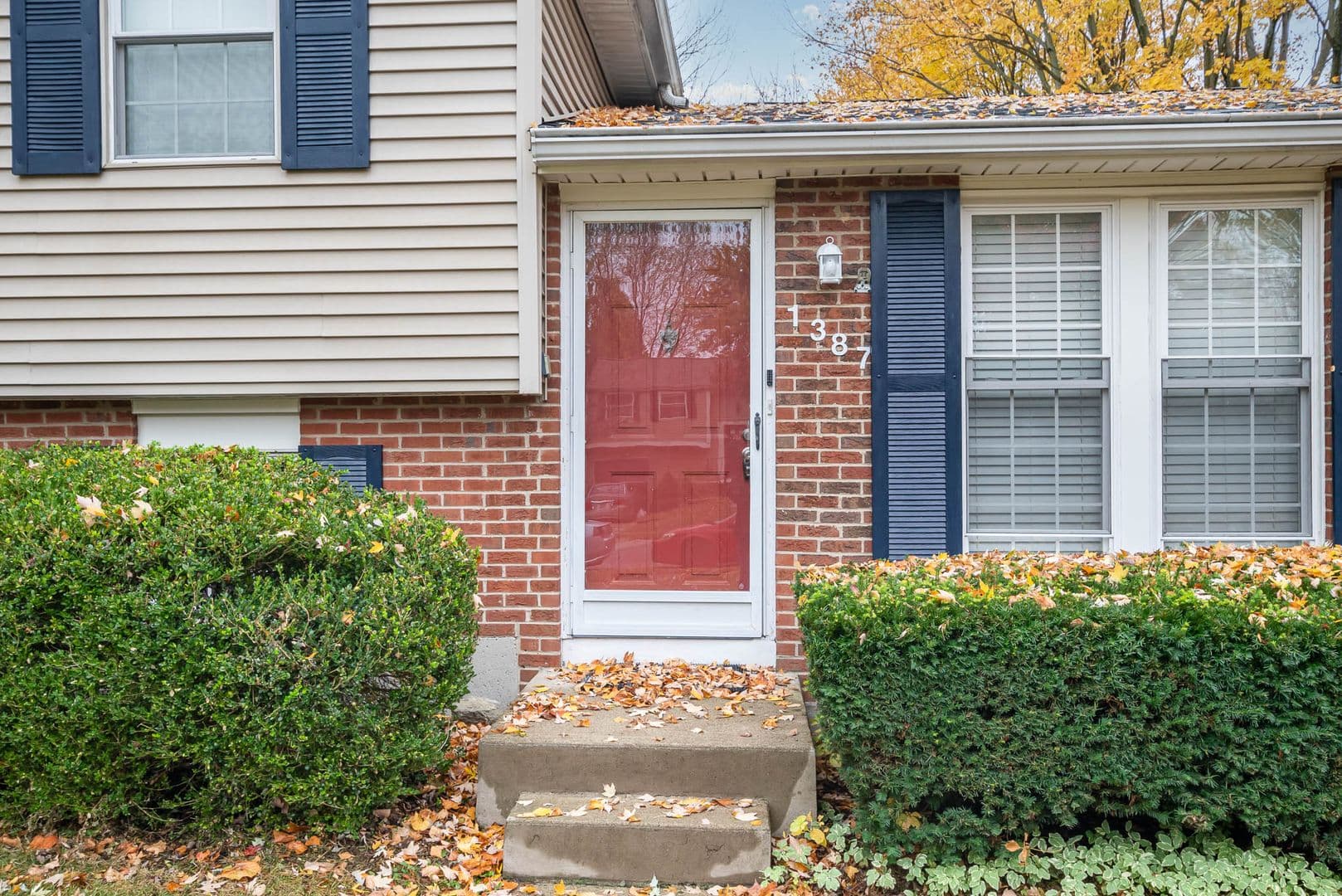 Mason House: 1387 Firethorne Drive