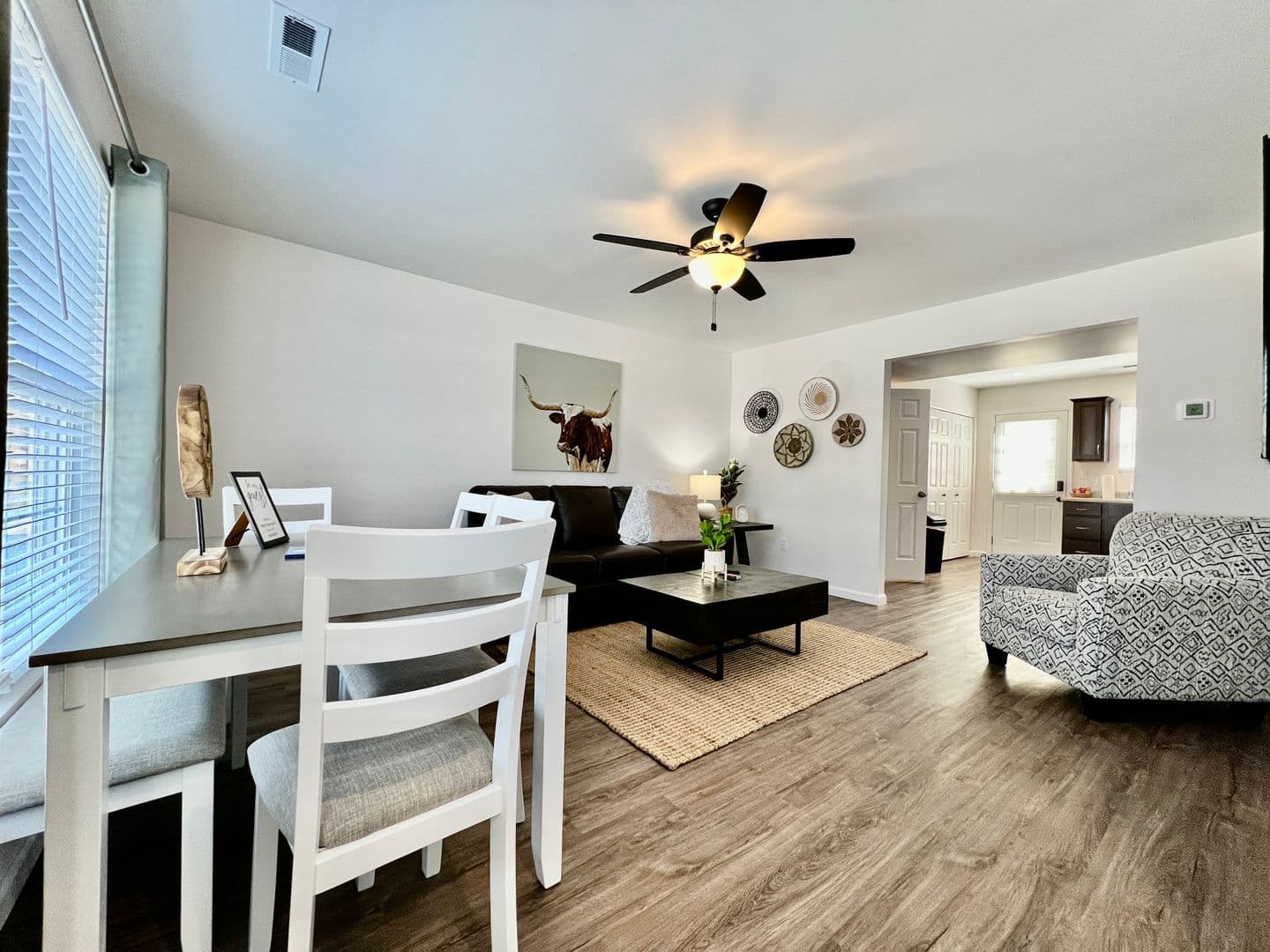 Batesville House: 815 W Pearl Street
