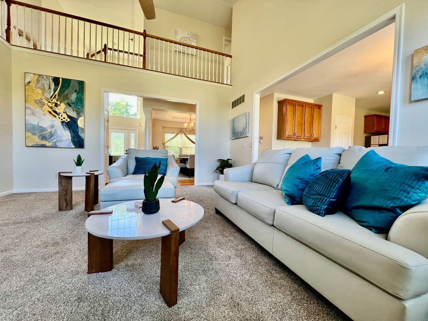 Mason House: 6608 Rosemont Lane