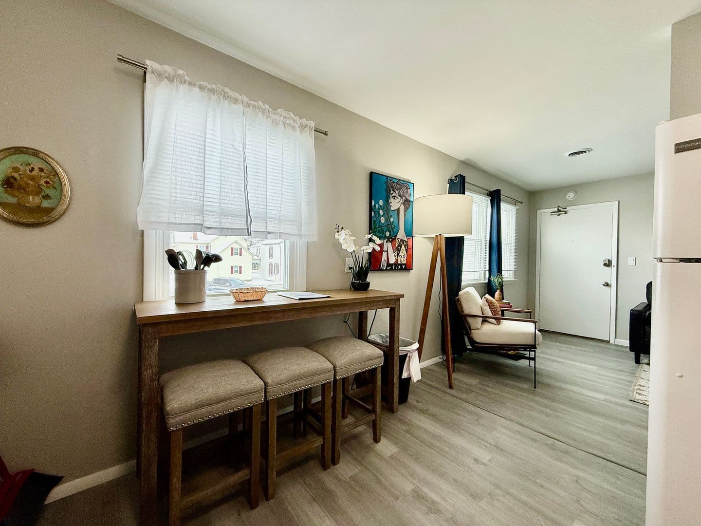 trenton House: Unit 8 - 17 S first Street