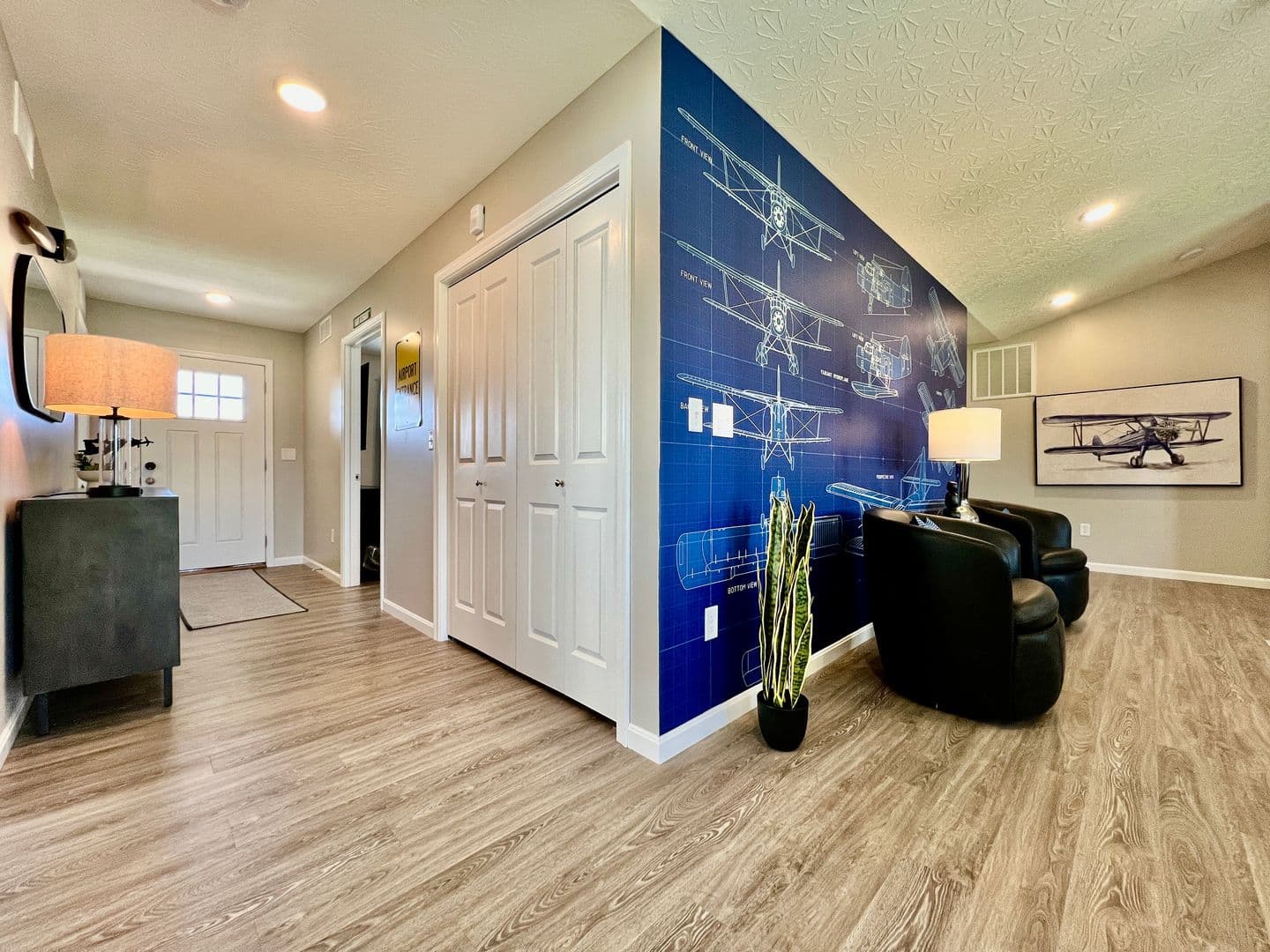 Trenton House: 804 Pierson Road