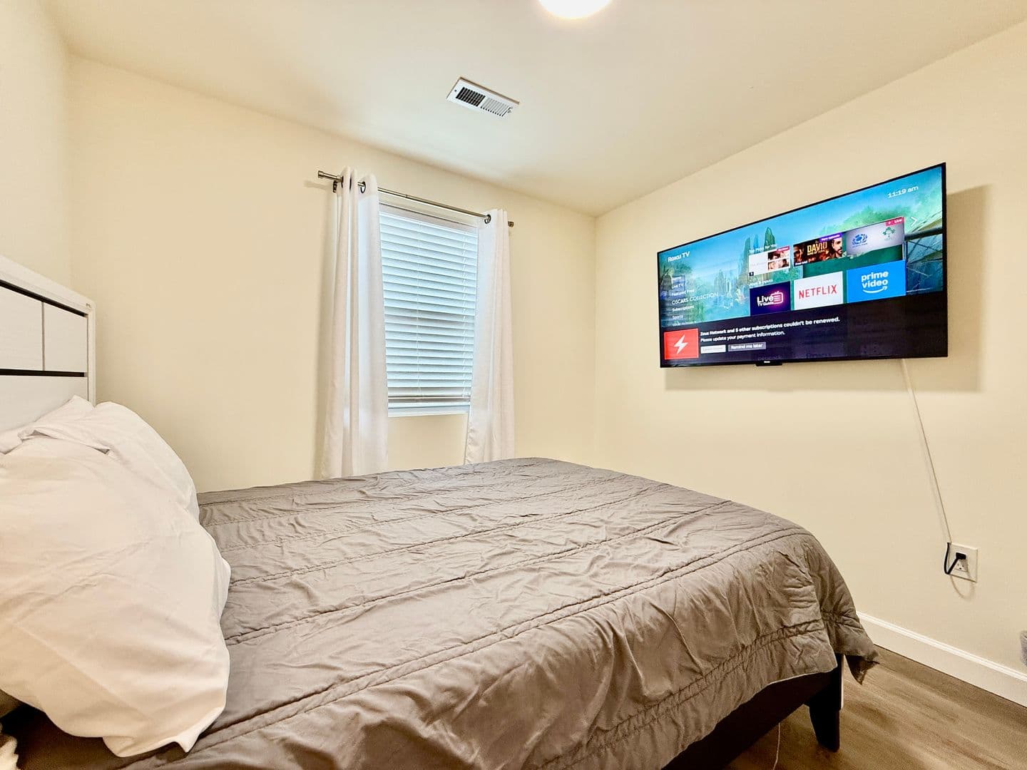 Middletown Apartment: 2000 Pearl Street