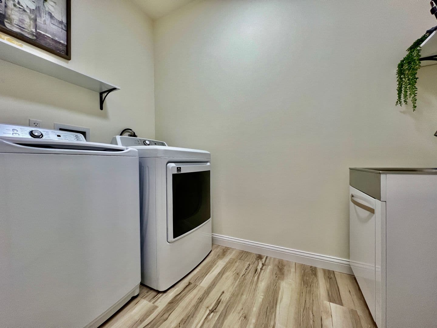 West Chester House: 7973 Second Street