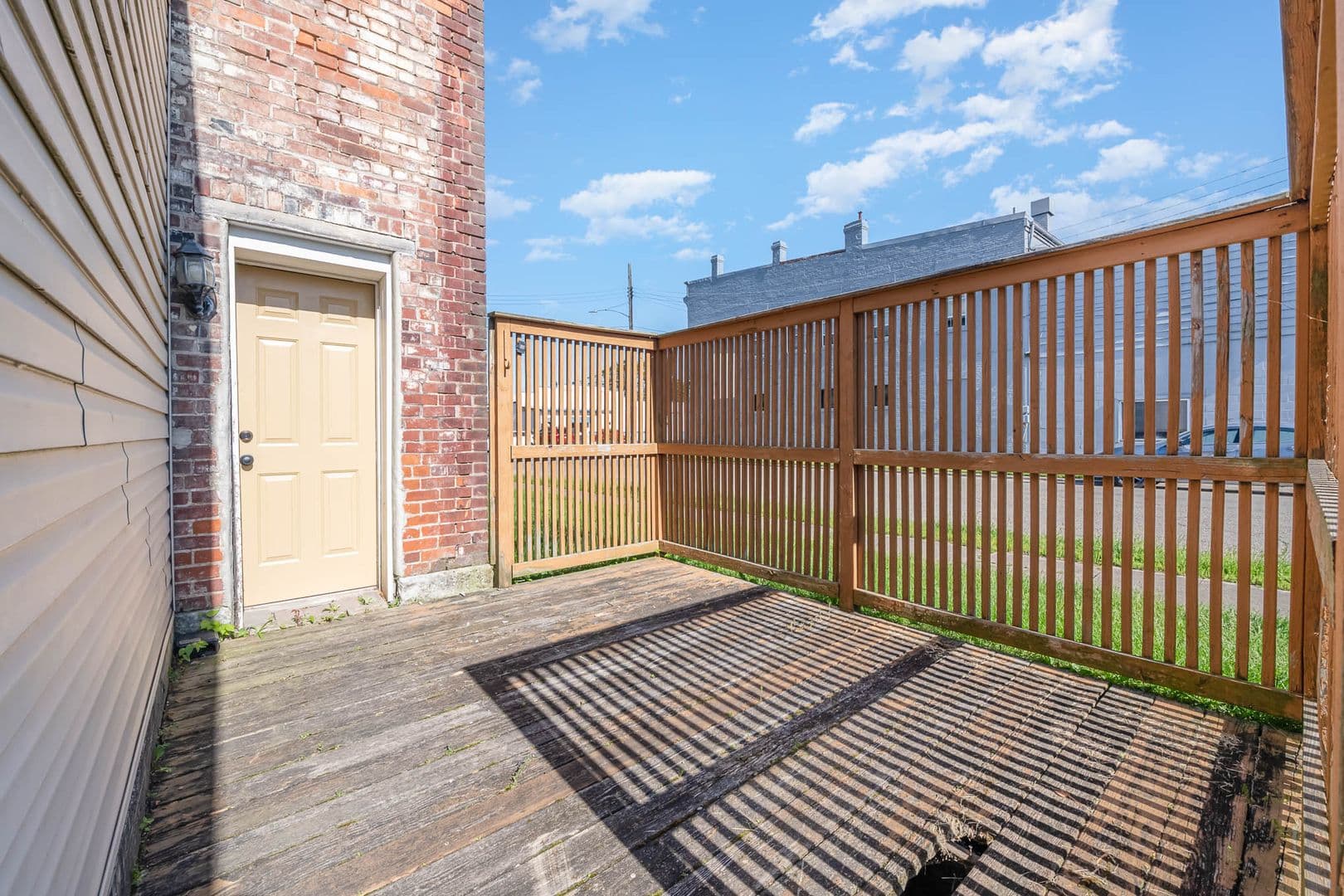 Middletown Apartment: 101 Crawford street -  B  (53641282)