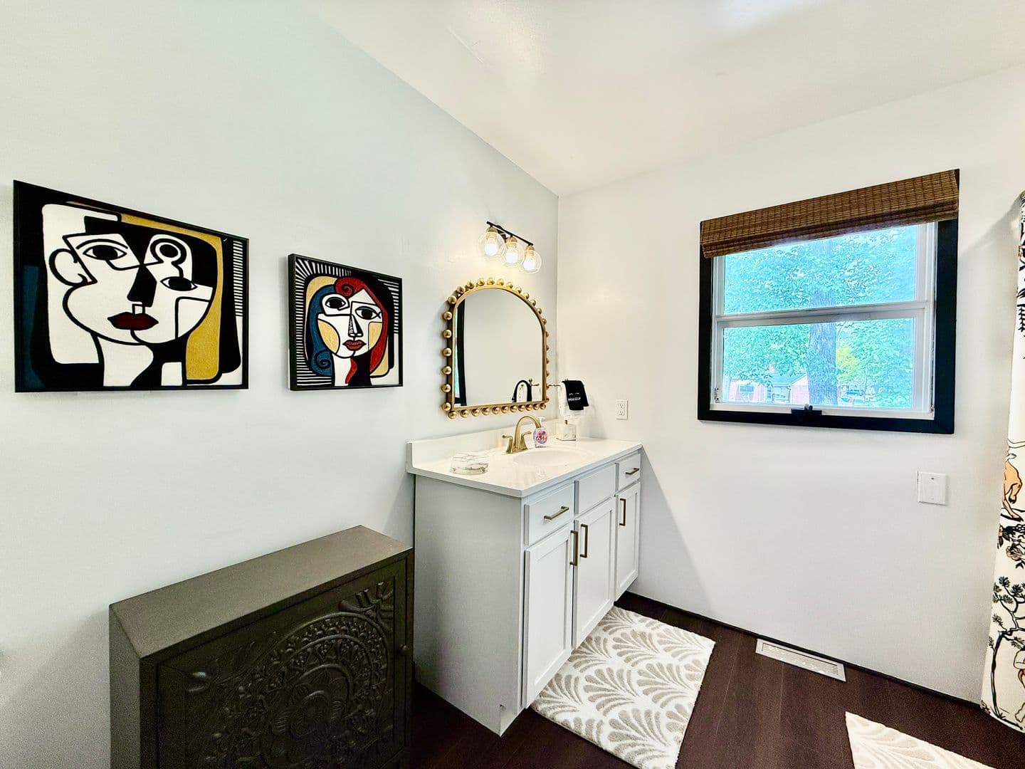 Dayton House: 527 Valewood Lane