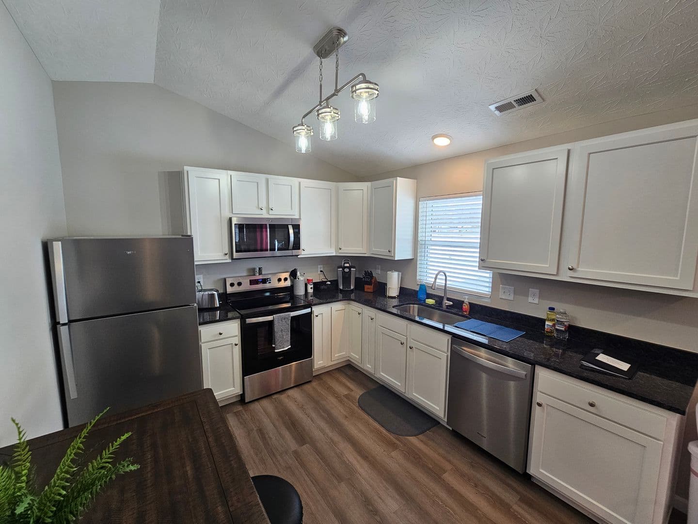 Trenton House: 812 Pierson Road