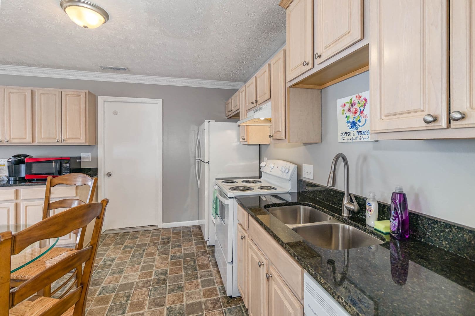 Monroe House: 130 Overbrook Ct.