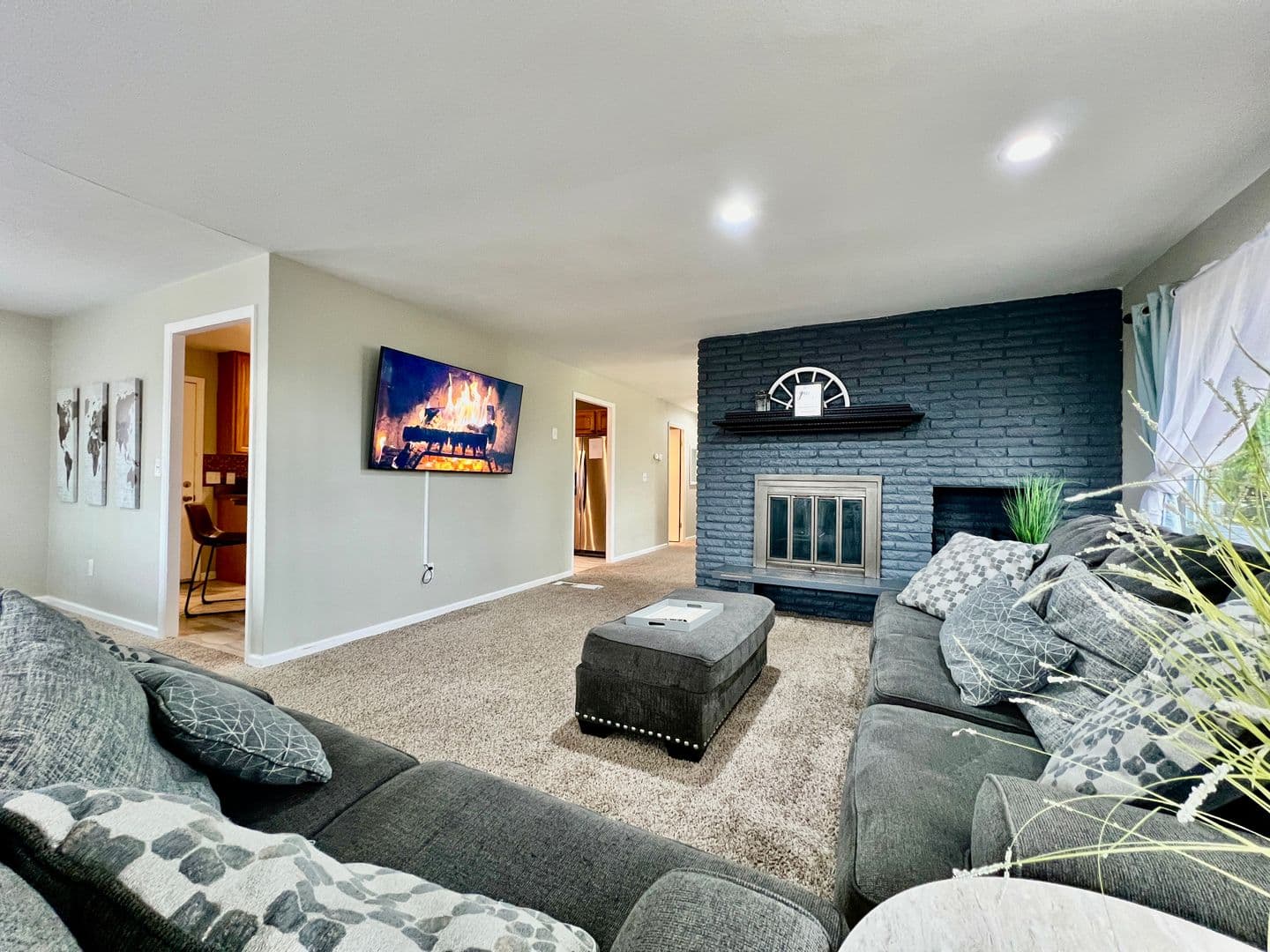 Cincinnati House: 6268 Mullen Road