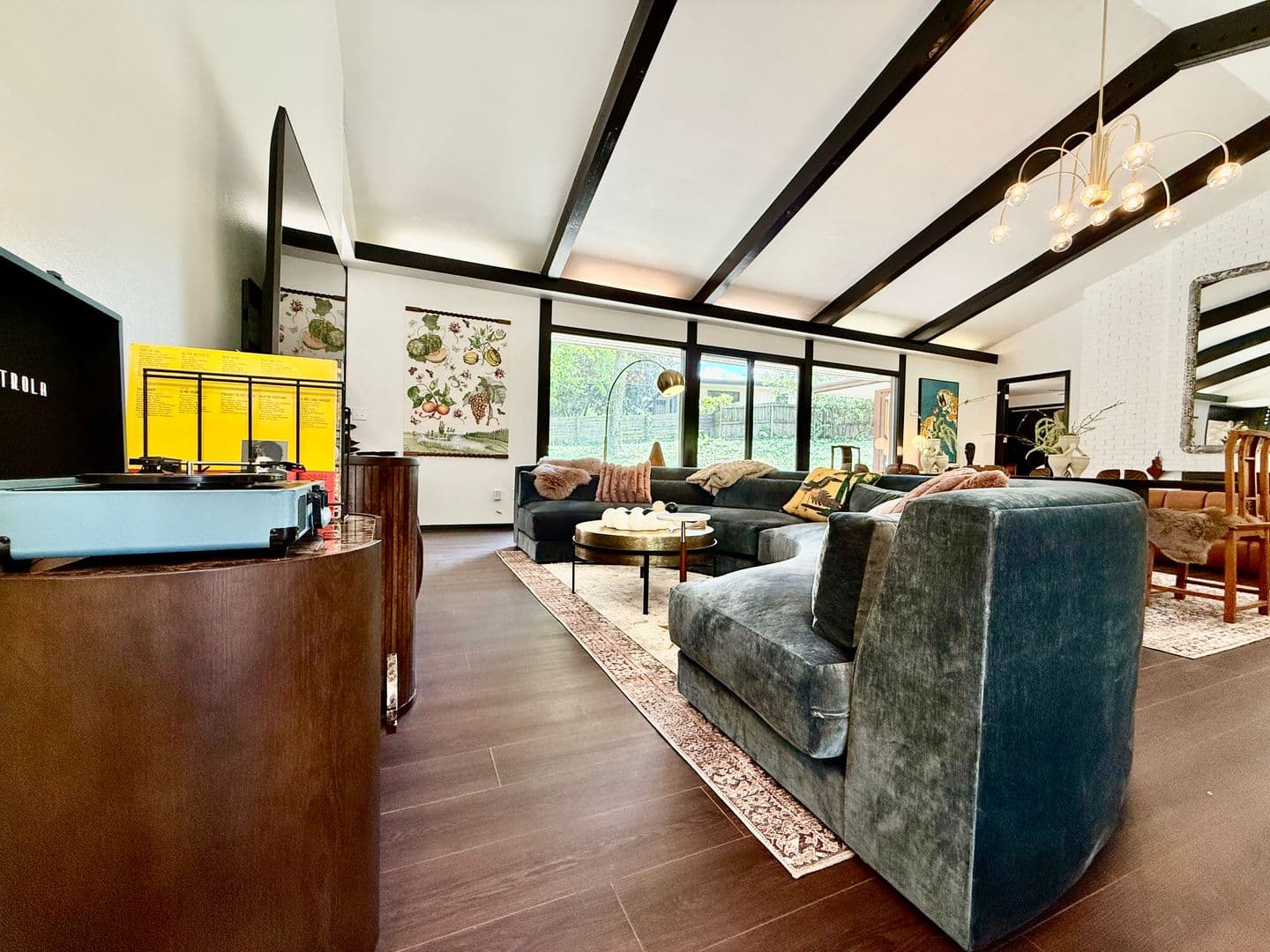Dayton House: 527 Valewood Lane