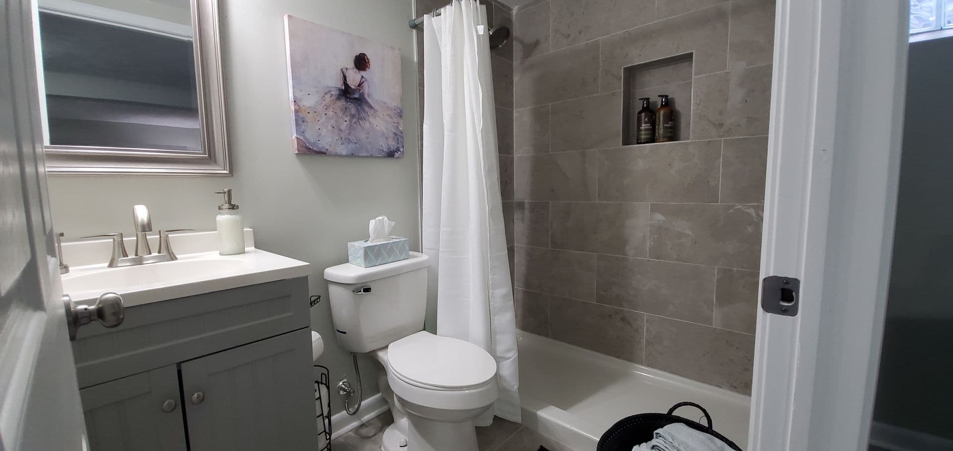 West Chester House: 7316 Dimmick Road