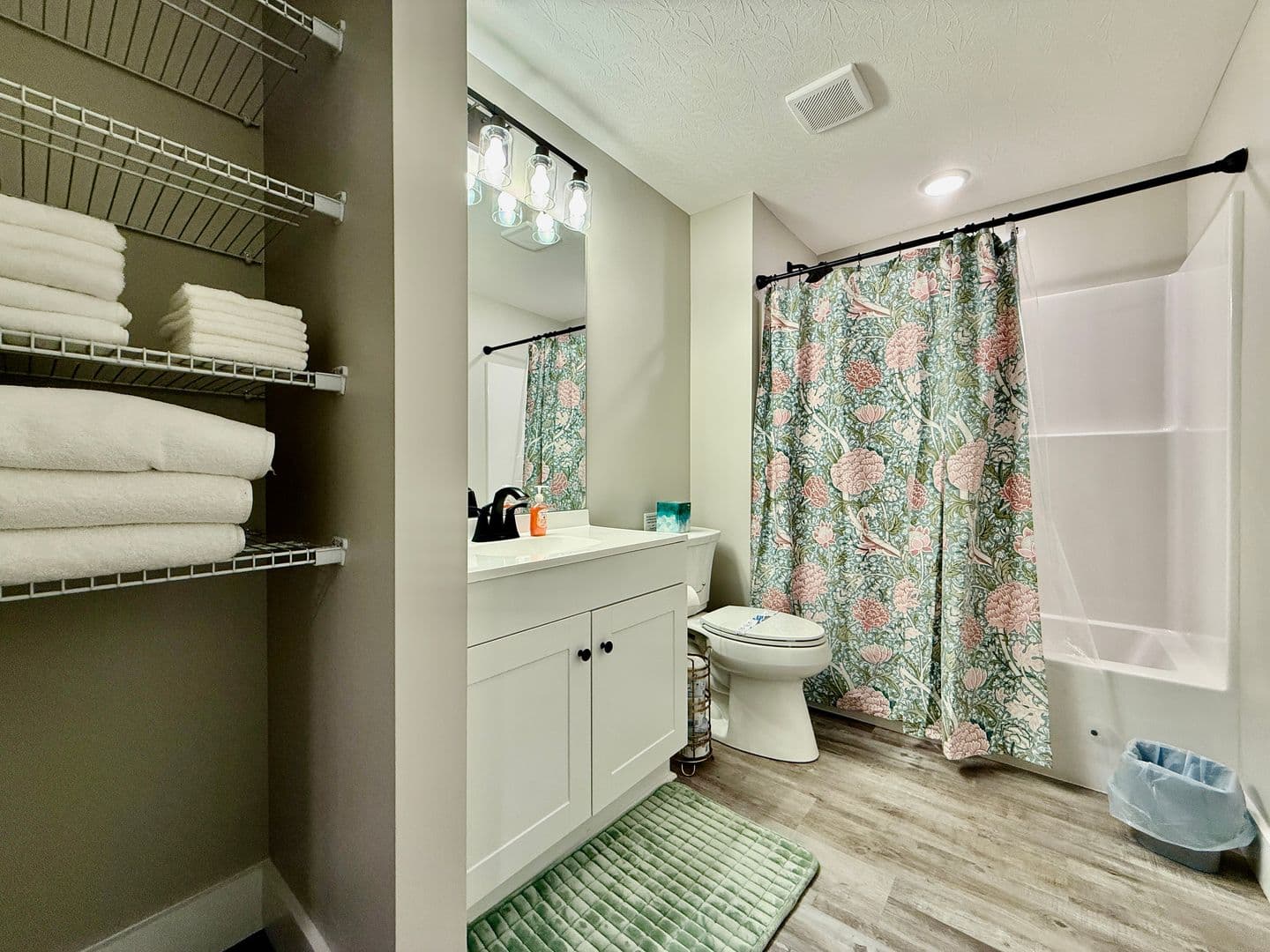 West Chester House: 7855 Second Street