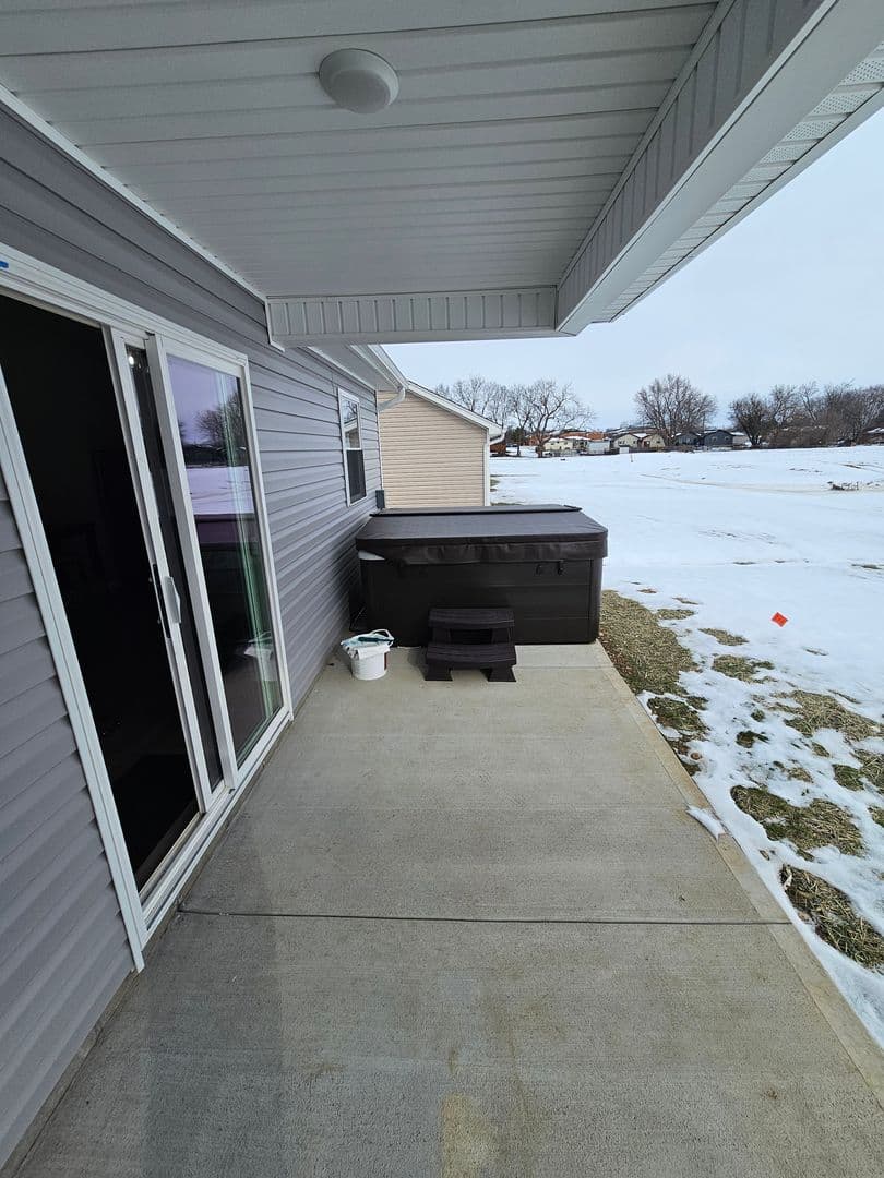 Trenton House: 814 Pierson Road
