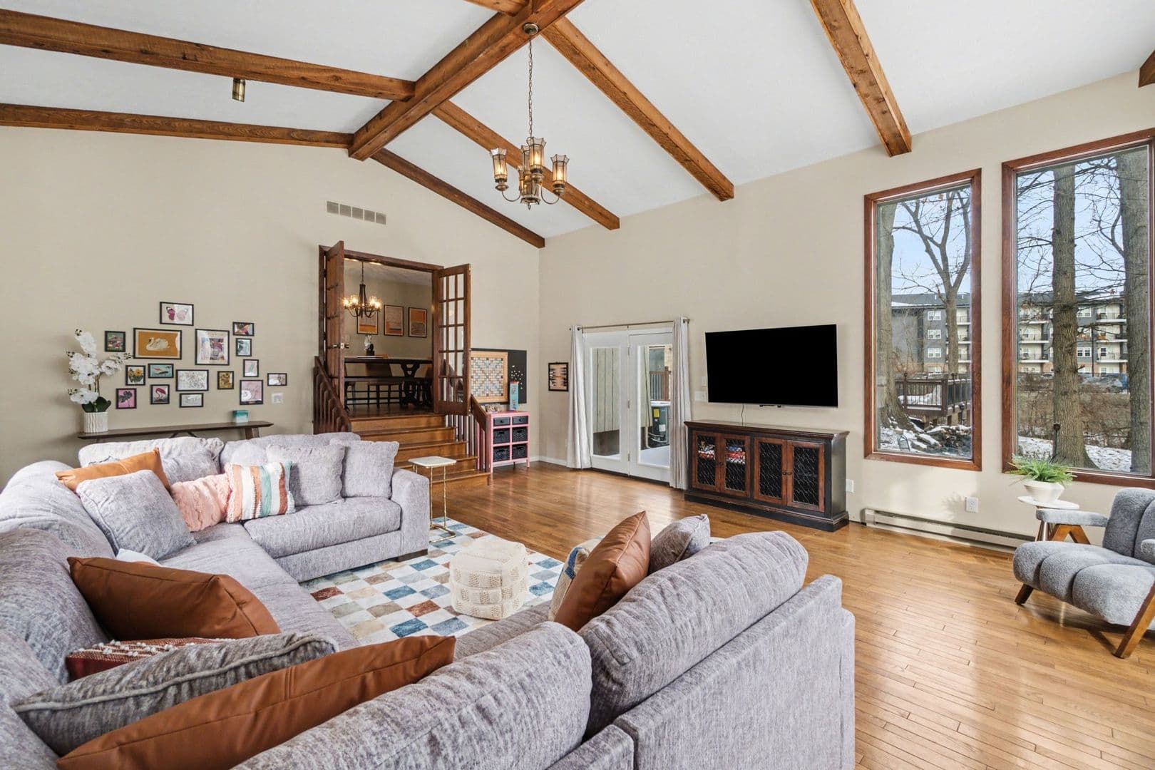 Cincinnati House: 4289 Pinetree Lane