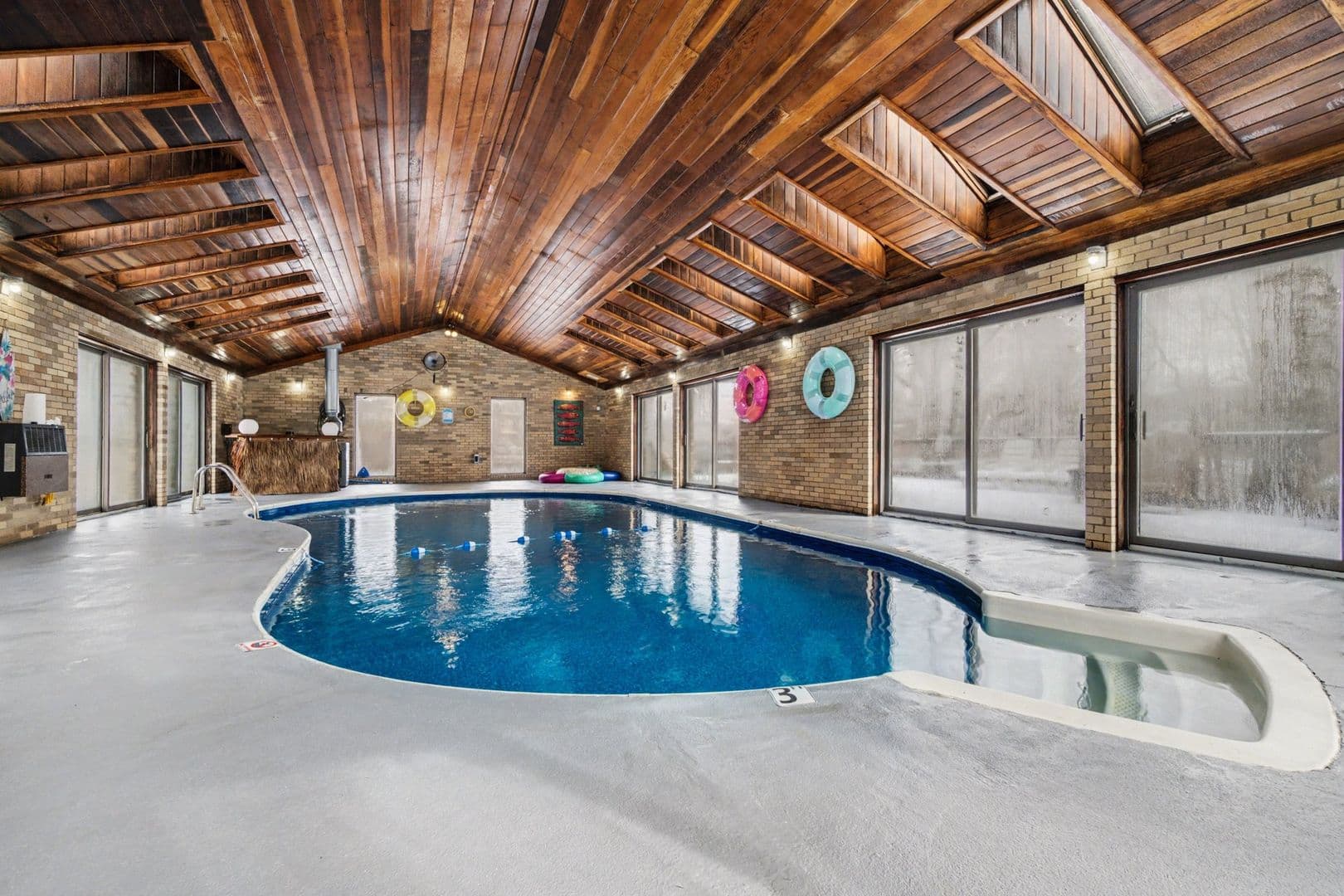 Cincinnati House: 4289 Pinetree Lane