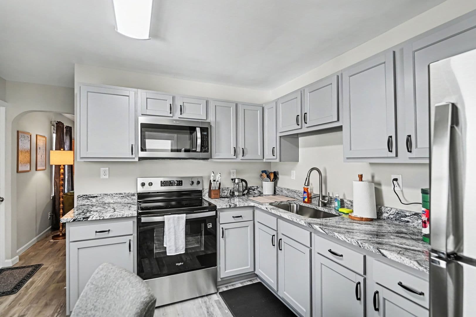 Trenton House: 102 E Home Ave