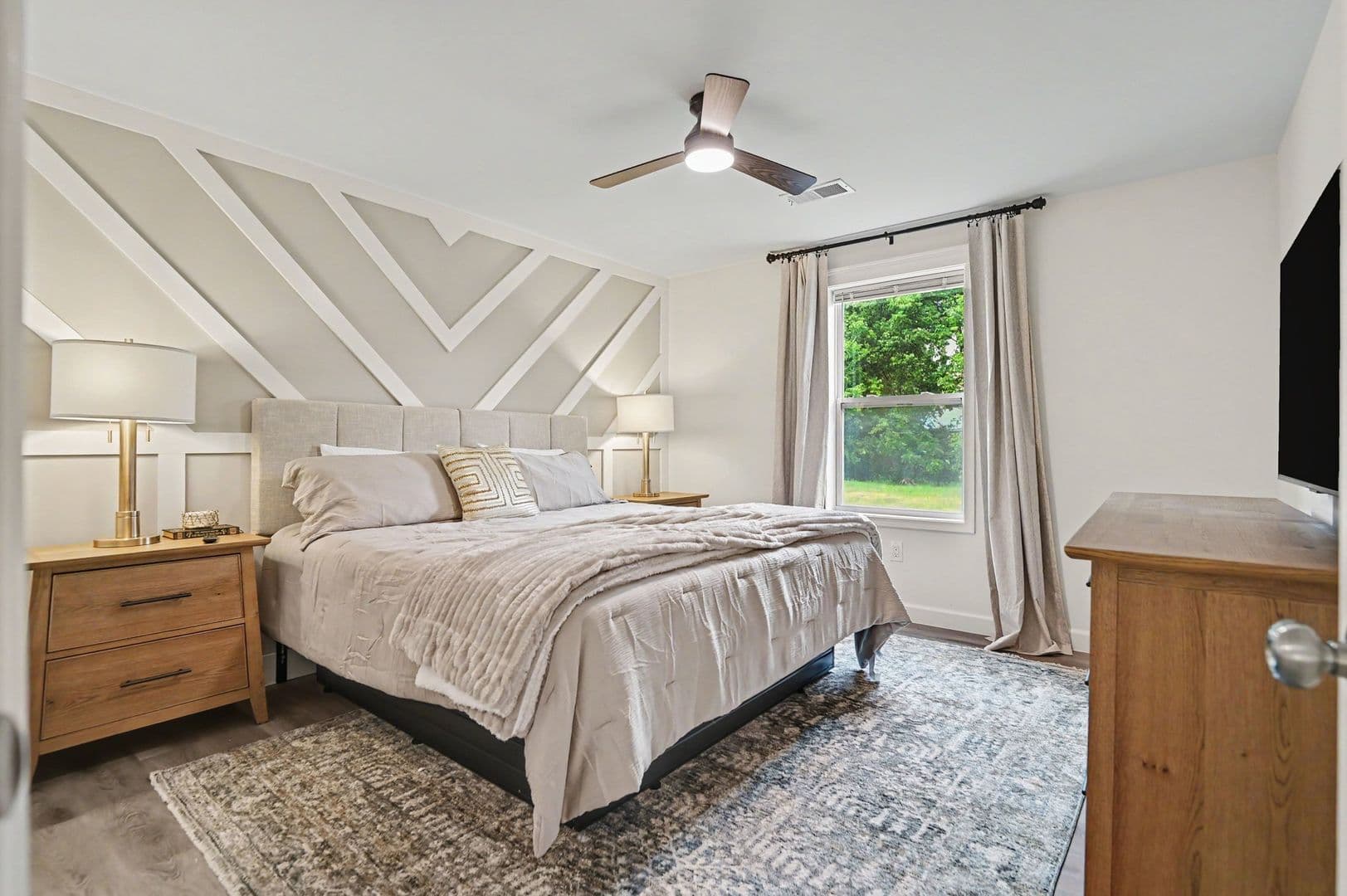 Dayton House: 2056 Thimble Creek Drive