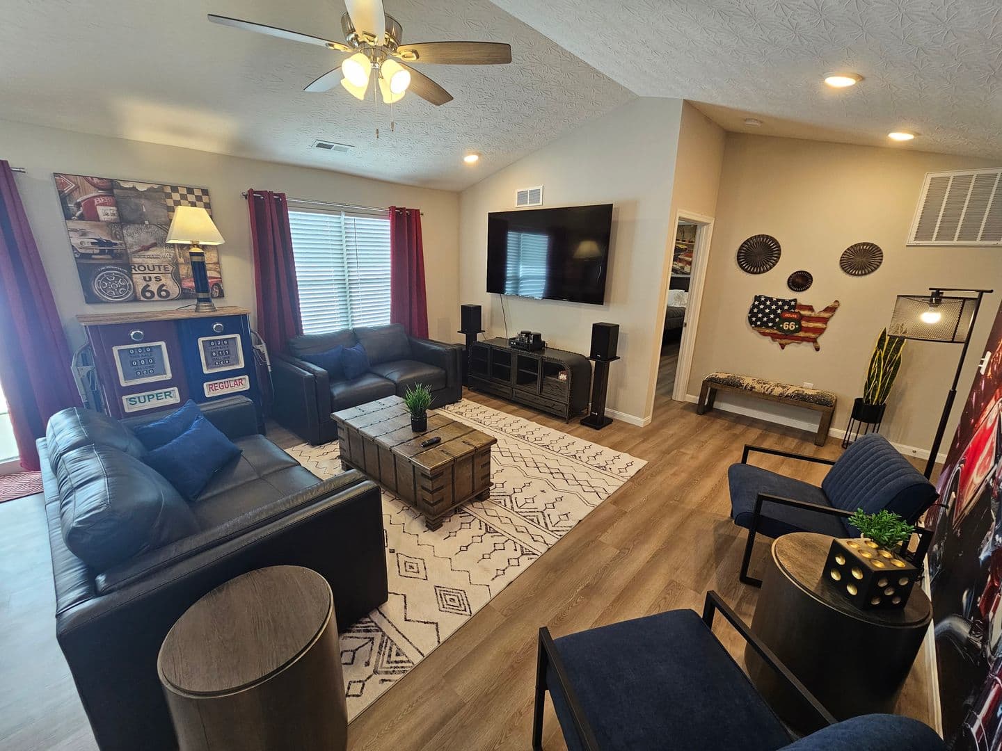 Trenton House: 812 Pierson Road