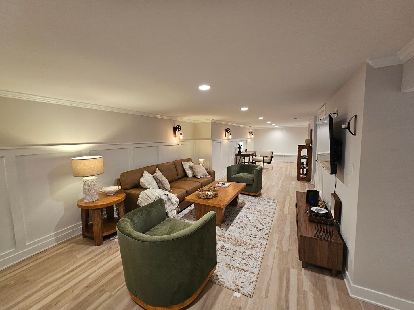 Middletown House: 710 Orchard Street