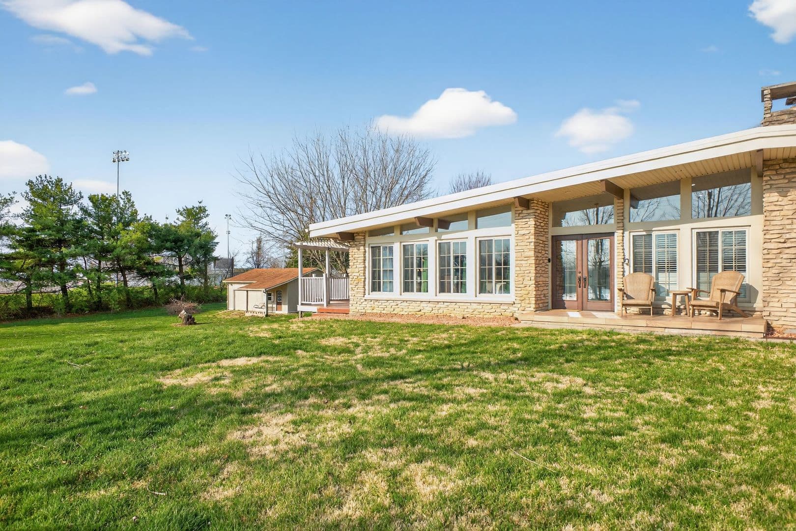 Greensburg House: 505 S County Road 200 W