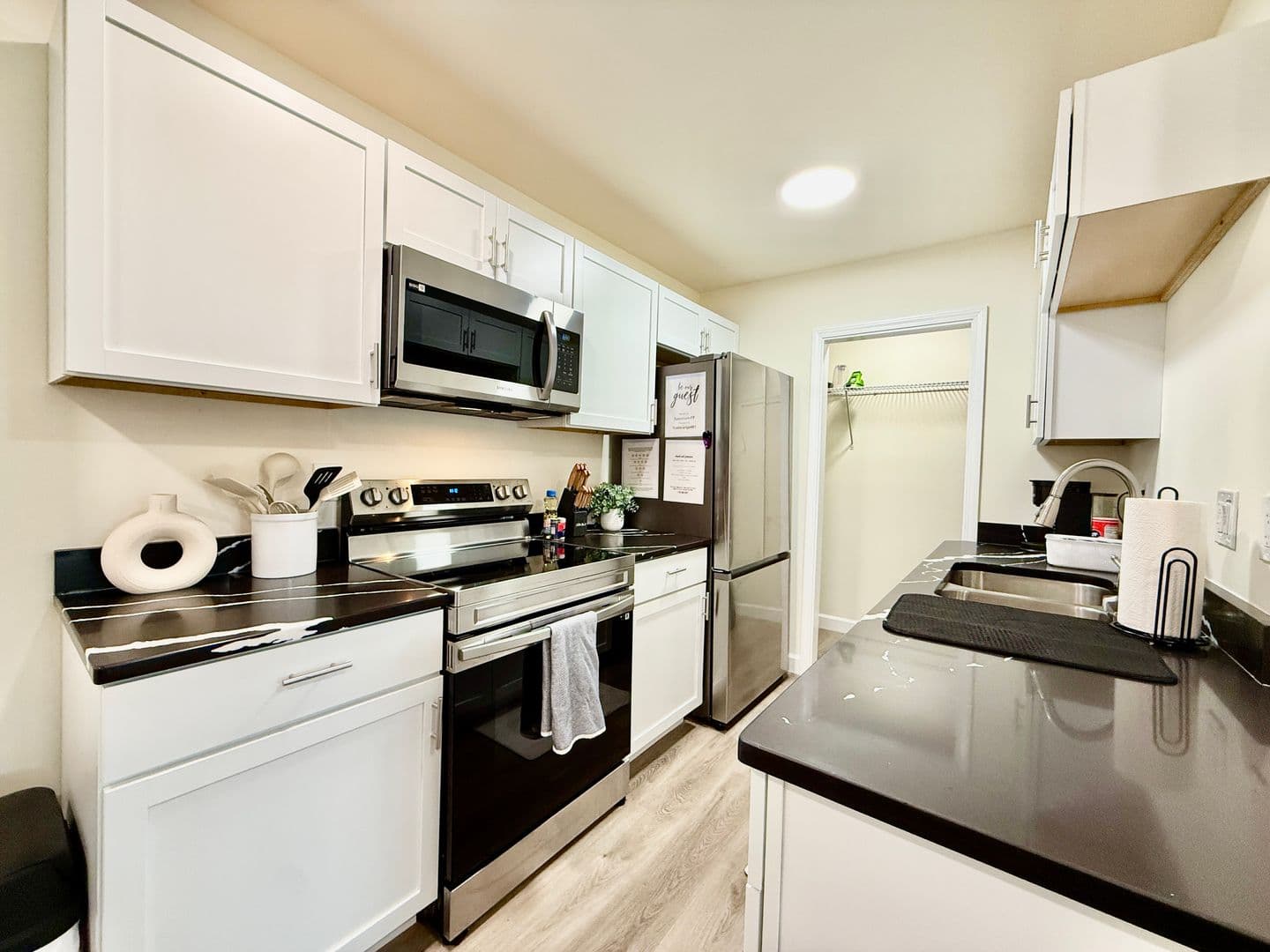 Middletown Apartment: 2000 Pearl Street