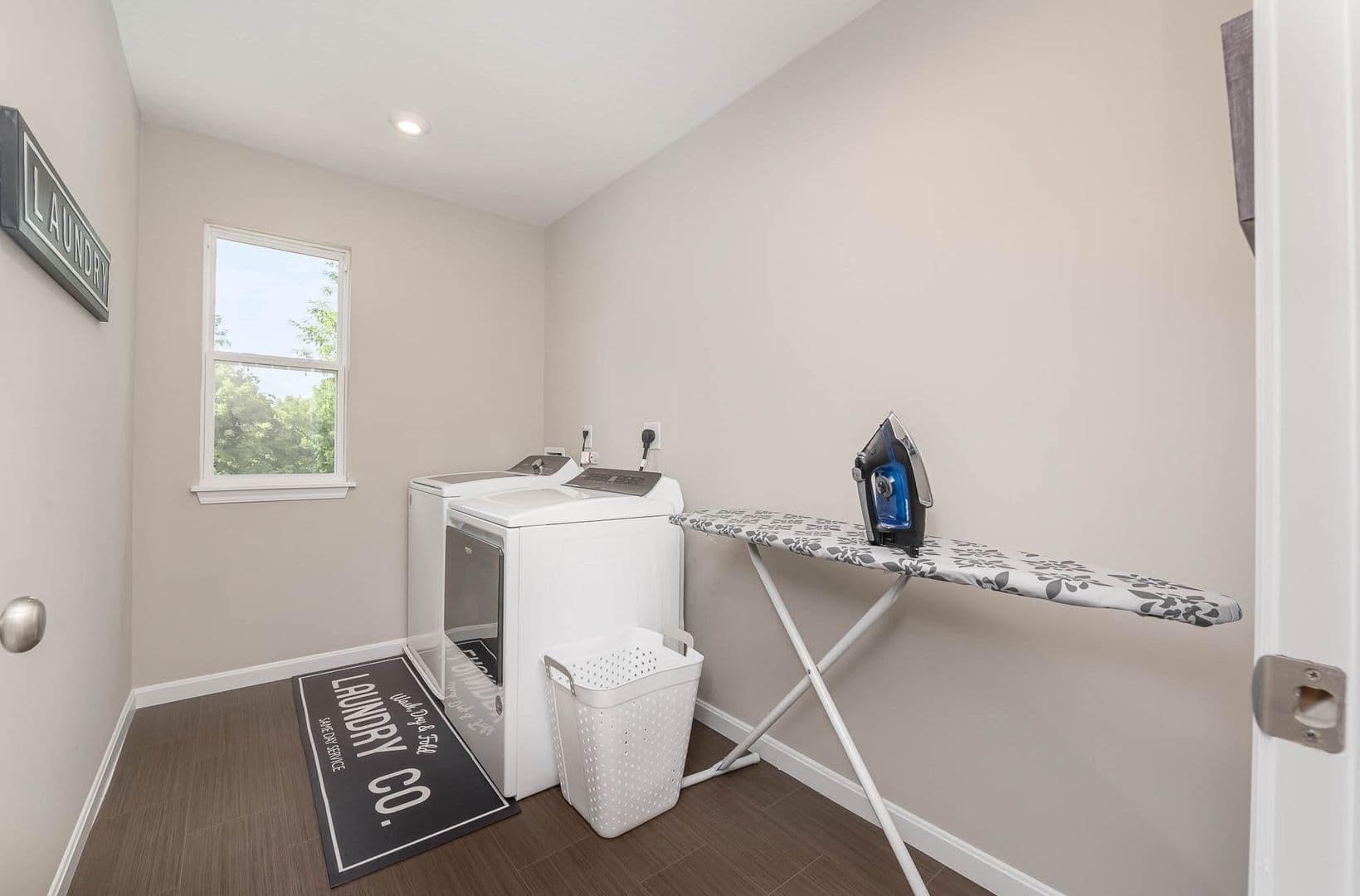 Maineville House: 1344 Soaring Way
