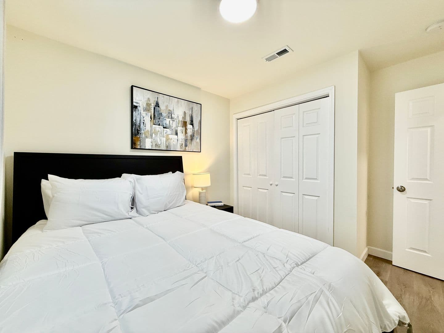 Middletown Apartment: 2000 Pearl Street