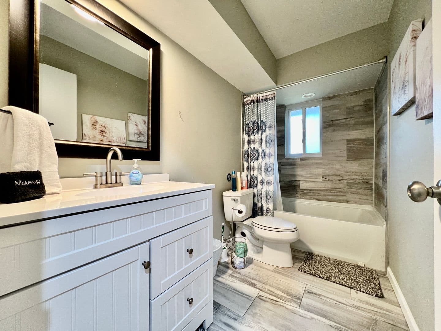 Cincinnati House: 6268 Mullen Road