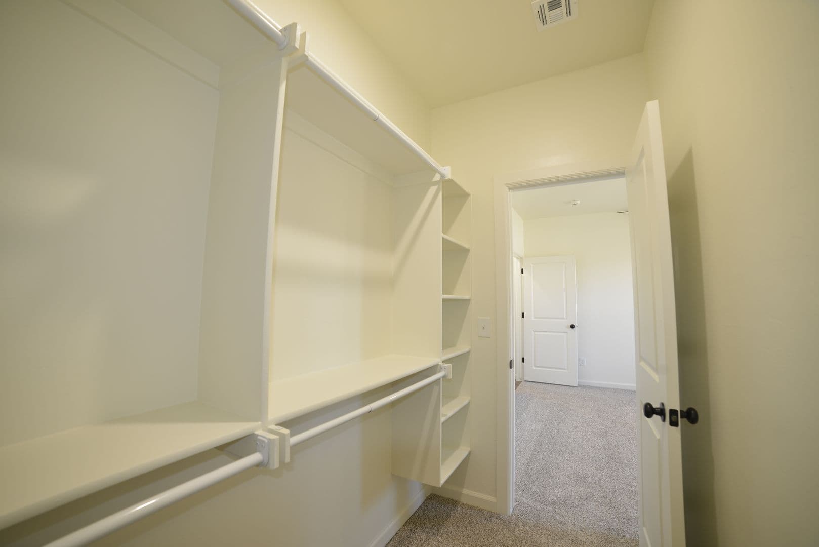 Washington House: 681 Cedar Hill Way