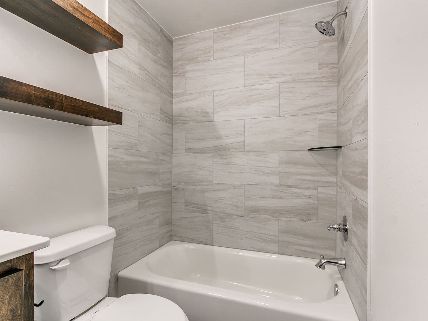 Shawnee House: 616 Honey Springs