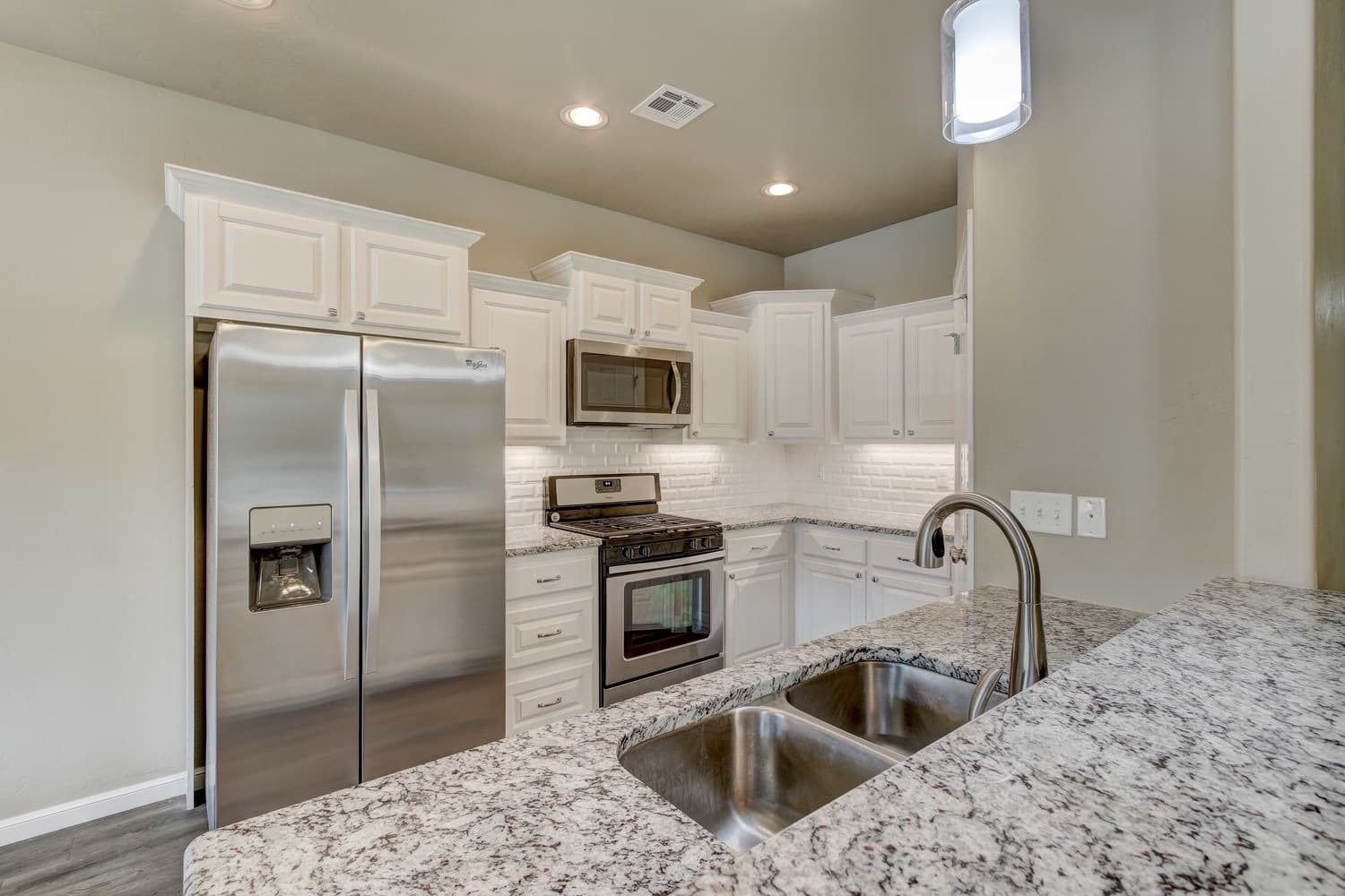 Oklahoma City Apartment: 8809 SW 55th