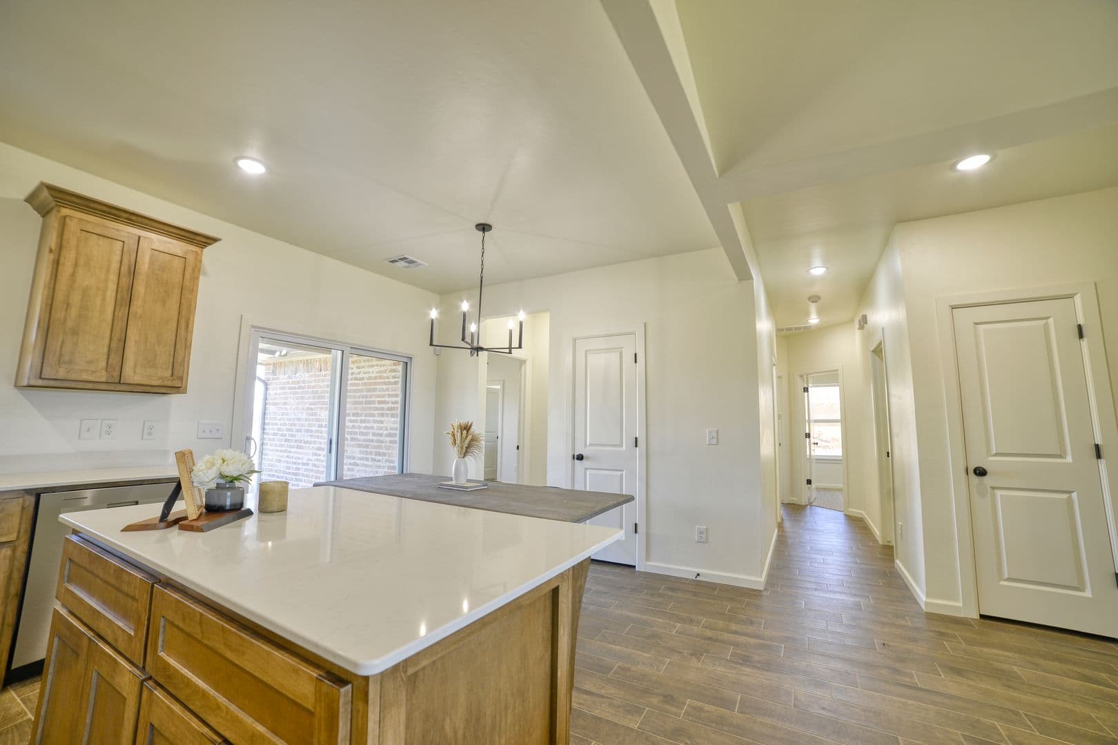 Washington House: 681 Cedar Hill Way
