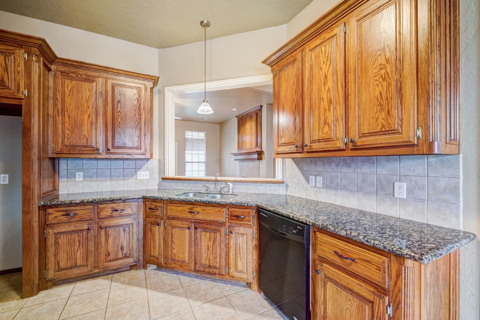 Guthrie House: 1042 Hidden Oaks Way